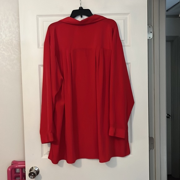 WOMEN’S PLUS SIZE LONG SLEEVE BUTTON DOWN BLOUSE : SIZE 3X. - Picture 3 of 3